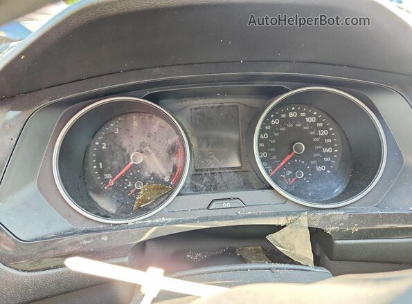 3VV2B7AXXJM220110 2018 VOLKSWAGEN TIGUAN White Vista del cuadro de instrumentos