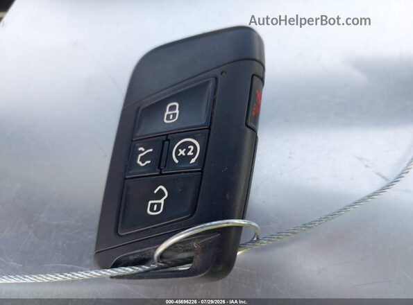 3VV2B7AXXKM074700 2019 VOLKSWAGEN TIGUAN Maroon Widok deski rozdzielczej