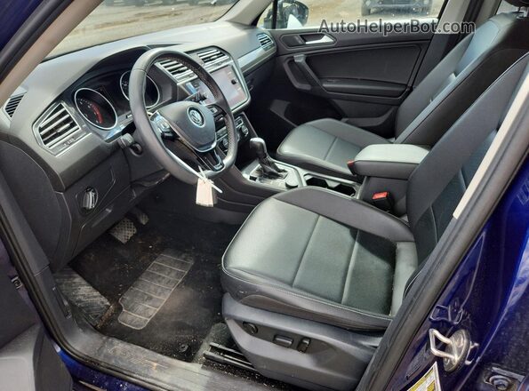 3VV2B7AXXMM083660 2021 VOLKSWAGEN TIGUAN Blue Սալոնի դիմացի տեսք