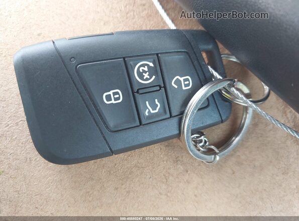 3VV2C7B22SM005578 2025 VOLKSWAGEN TAOS Black Vista del salpicadero