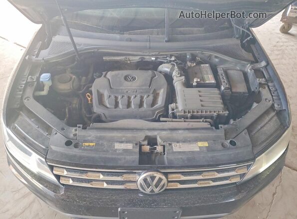 3VV3B7AX0KM158075 2019 VOLKSWAGEN TIGUAN Black Вид підкапотного простору