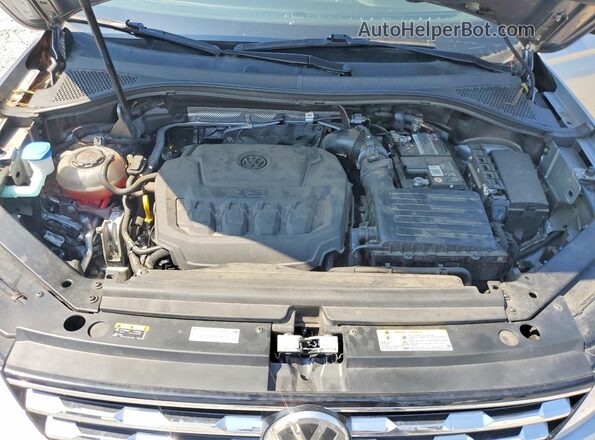 3VV3B7AX0MM031250 2021 VOLKSWAGEN TIGUAN Silver Вид підкапотного простору