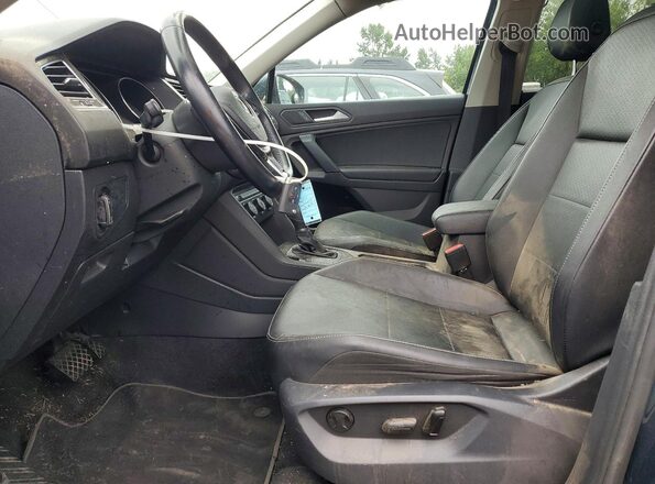 3VV3B7AX1KM060690 2019 VOLKSWAGEN TIGUAN Teal Вид салону спереду