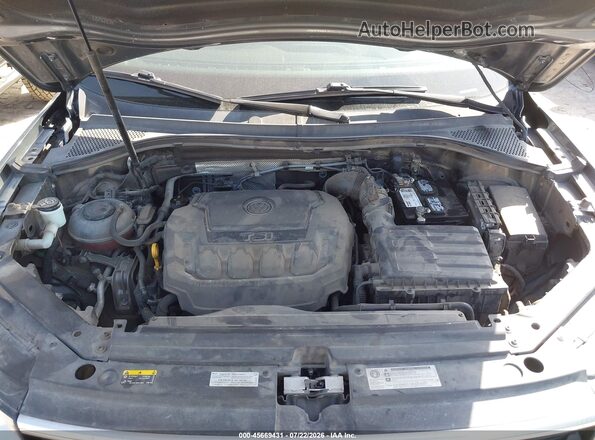3VV3B7AX1KM099795 2019 VOLKSWAGEN TIGUAN Gray უკანა ხედი