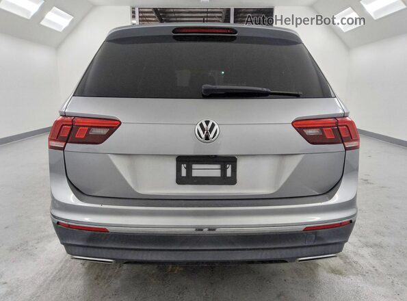 3VV3B7AX1MM013274 2021 VOLKSWAGEN TIGUAN Silver Вид ззаду