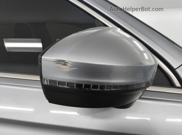 3VV3B7AX1MM013274 2021 VOLKSWAGEN TIGUAN Silver 