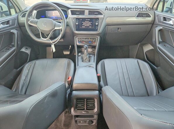 3VV3B7AX1NM037379 2022 VOLKSWAGEN TIGUAN White წინა პანელის ხედი