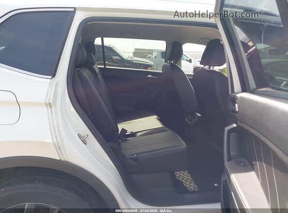 3VV3B7AX1PM040849 2023 VOLKSWAGEN TIGUAN White VIN კოდის სტიკერის ხედი