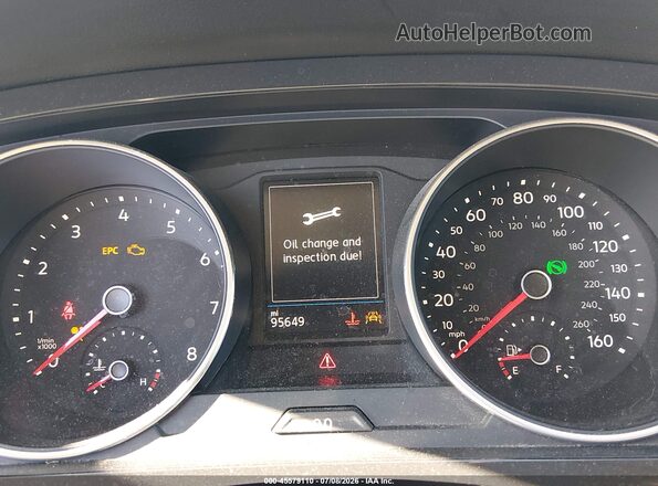 3VV3B7AX2JM156827 2018 VOLKSWAGEN TIGUAN White Հետևի նստատեղերի տեսք