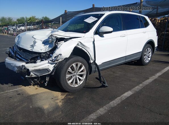 3VV3B7AX2JM156827 2018 VOLKSWAGEN TIGUAN White Առջևի ձախ երեք քառորդ տեսարան