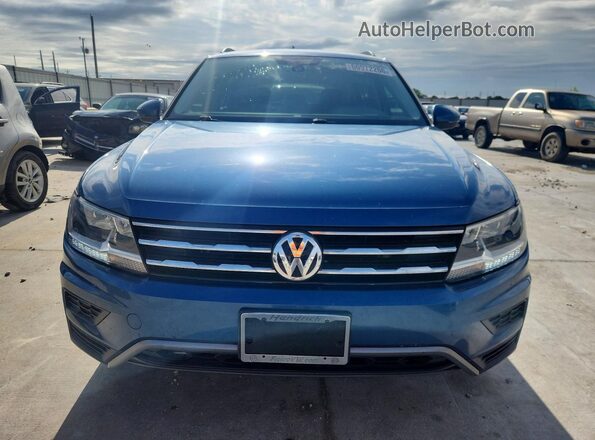 3VV3B7AX2JM162658 2018 VOLKSWAGEN TIGUAN Синий Вид спереди