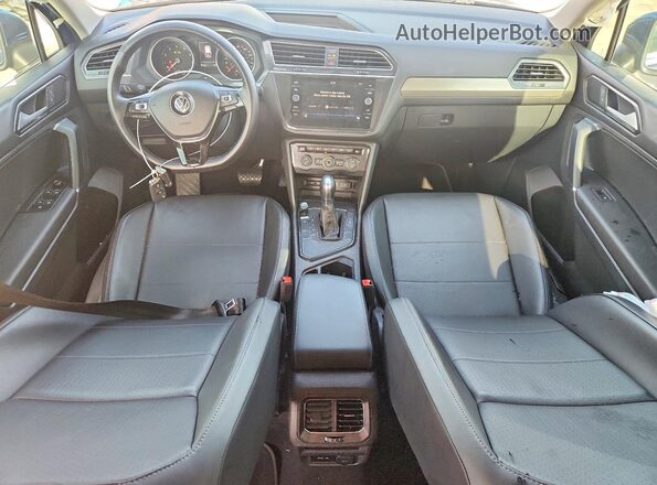 3VV3B7AX2JM162658 2018 VOLKSWAGEN TIGUAN Синий Вид панели приборов