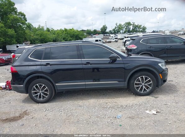 3VV3B7AX2JM188144 2018 VOLKSWAGEN TIGUAN Black Սալոնի 360 աստիճան տեսք