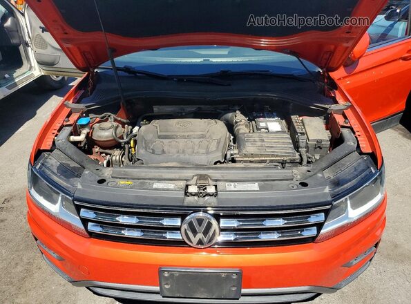 3VV3B7AX2JM213768 2018 VOLKSWAGEN TIGUAN Orange უკანა სალონის ხედი