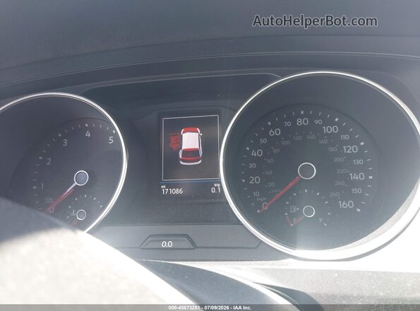 3VV3B7AX2KM112733 2019 VOLKSWAGEN TIGUAN Orange Vista de los asientos traseros