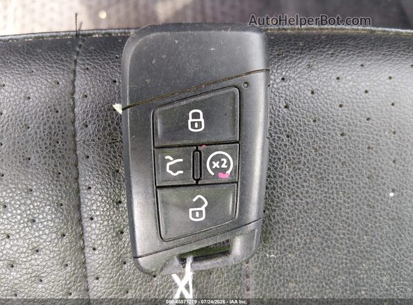 3VV3B7AX2NM104703 2022 VOLKSWAGEN TIGUAN White Vista del salpicadero