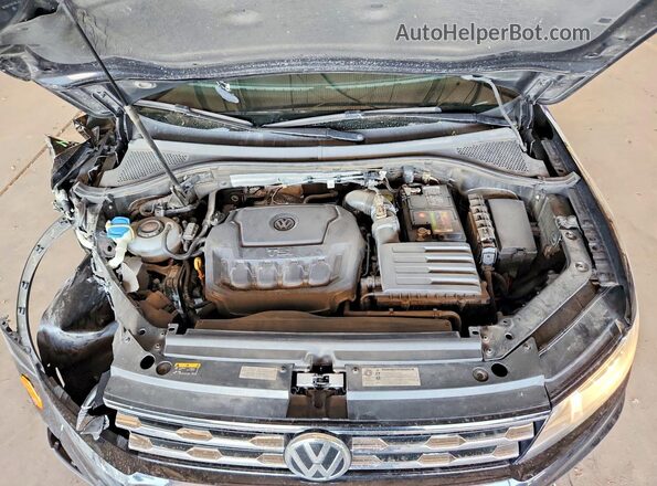 3VV3B7AX3KM199624 2019 VOLKSWAGEN TIGUAN Black ძრავის განყოფილების ხედი