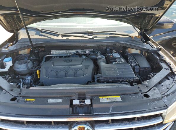 3VV3B7AX3NM018204 2022 VOLKSWAGEN TIGUAN Black Vista del compartimento del motor