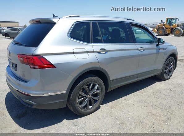 3VV3B7AX3NM020700 2022 VOLKSWAGEN TIGUAN Silver უკანა მარჯვენა