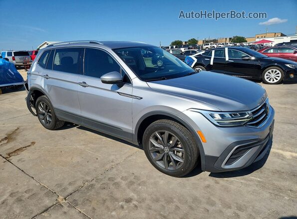 3VV3B7AX3NM141596 2022 VOLKSWAGEN TIGUAN Silver Przód prawy