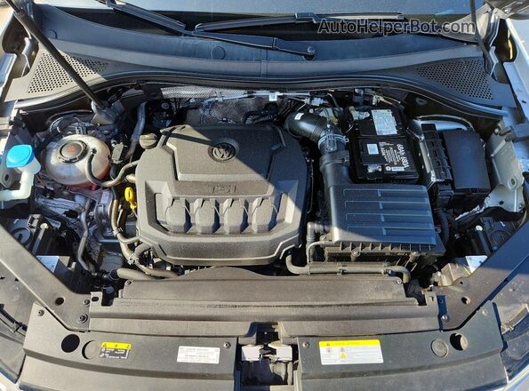 3VV3B7AX3NM141596 2022 VOLKSWAGEN TIGUAN Silver Widok wnętrza z tyłu