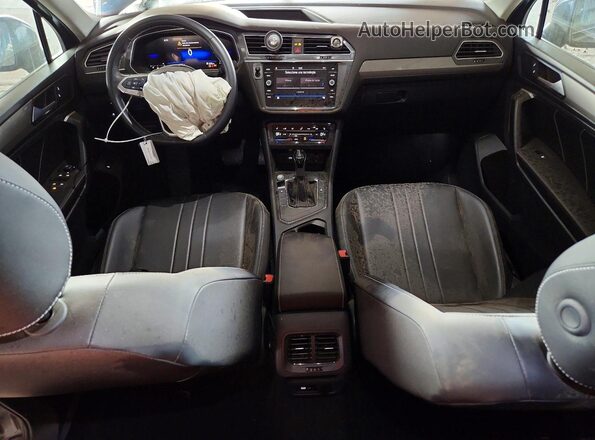 3VV3B7AX3RM099095 2024 VOLKSWAGEN TIGUAN Серый Вид панели приборов