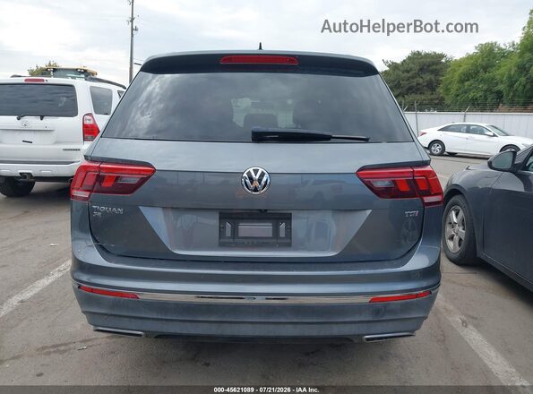 3VV3B7AX4JM002622 2018 VOLKSWAGEN TIGUAN Gray 