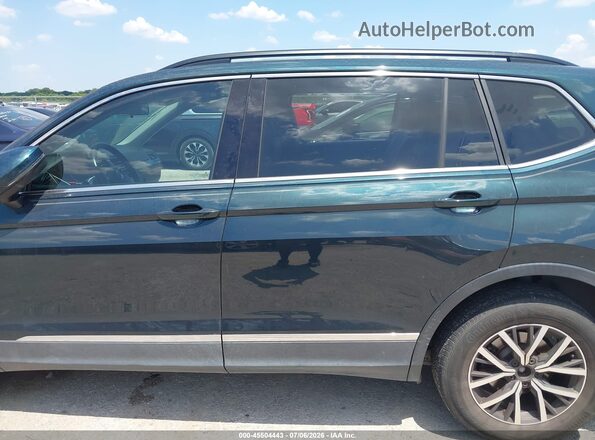 3VV3B7AX4JM208149 2018 VOLKSWAGEN TIGUAN Green 