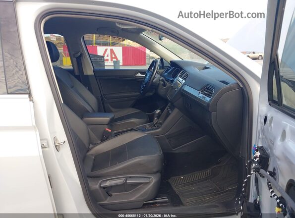 3VV3B7AX4KM025240 2019 VOLKSWAGEN TIGUAN Gray Սալոնի դիմացի տեսք