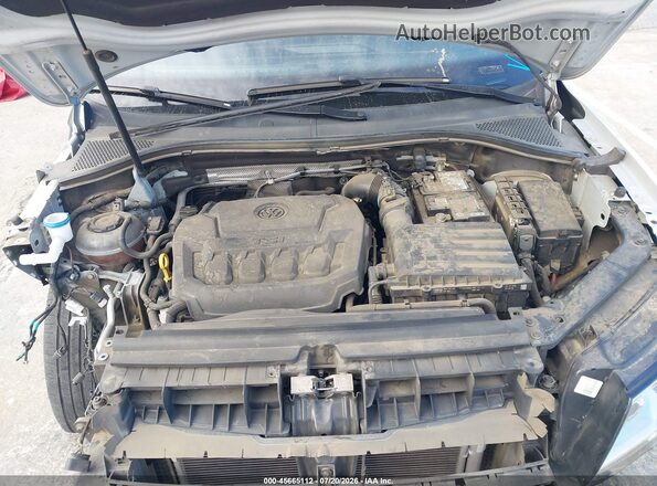 3VV3B7AX4KM025240 2019 VOLKSWAGEN TIGUAN Gray Հետևի տեսք