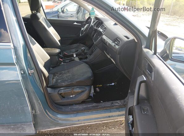 3VV3B7AX4KM131431 2019 VOLKSWAGEN TIGUAN Green Вид салону спереду
