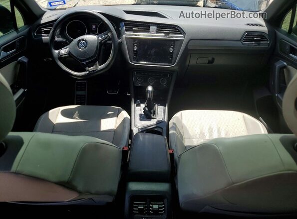 3VV3B7AX4LM080885 2020 VOLKSWAGEN TIGUAN Gray Вид панелі приладів