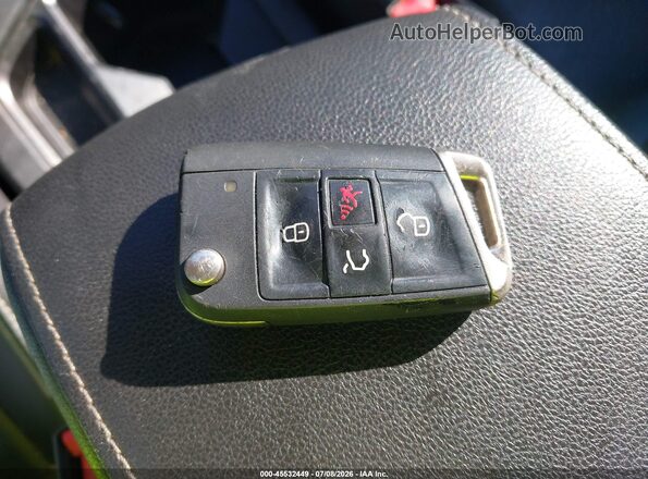 3VV3B7AX4MM034751 2021 VOLKSWAGEN TIGUAN Silver Dashboard view
