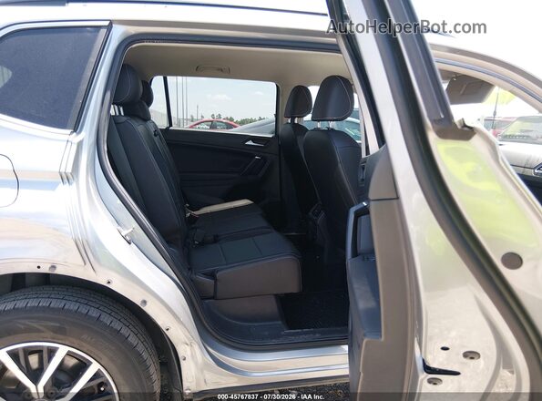 3VV3B7AX4MM050643 2021 VOLKSWAGEN TIGUAN Silver VIN sticker view