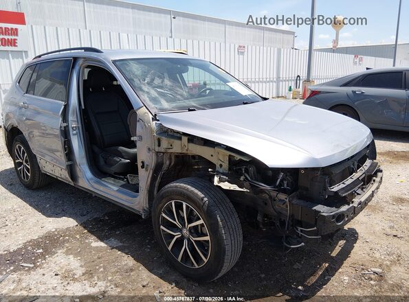 3VV3B7AX4MM050643 2021 VOLKSWAGEN TIGUAN Silver Front view