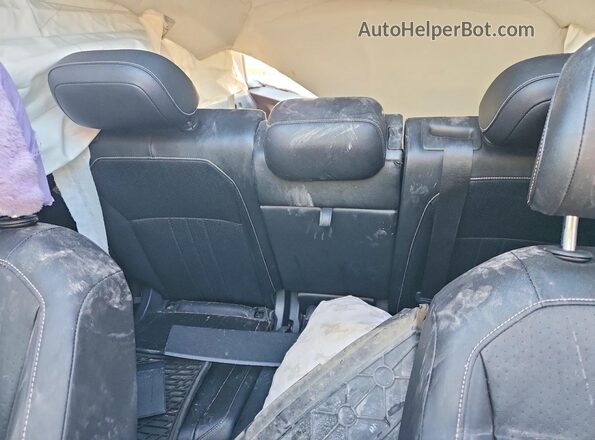 3VV3B7AX4NM012508 2022 VOLKSWAGEN TIGUAN Black Rear seats view