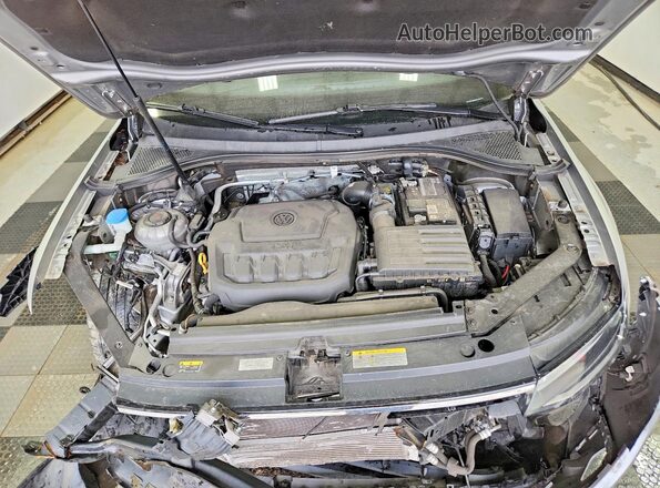 3VV3B7AX4NM105836 2022 VOLKSWAGEN TIGUAN Silver Engine compartment view