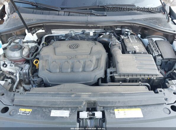 3VV3B7AX4NM124452 2022 VOLKSWAGEN TIGUAN White უკანა ხედი