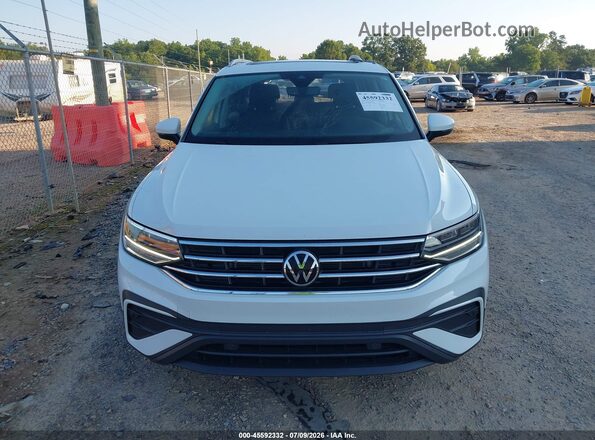 3VV3B7AX4NM124452 2022 VOLKSWAGEN TIGUAN White ხელსაწყოთა პანელის ხედი