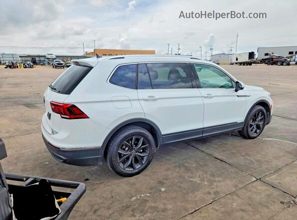 3VV3B7AX4RM067854 2024 VOLKSWAGEN TIGUAN White Trasero derecho