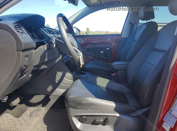 3VV3B7AX5LM006634 2020 VOLKSWAGEN TIGUAN Red Front interior view