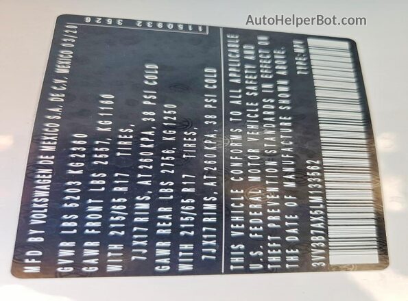 3VV3B7AX5LM133562 2020 VOLKSWAGEN TIGUAN White Widok naklejki z numerem VIN