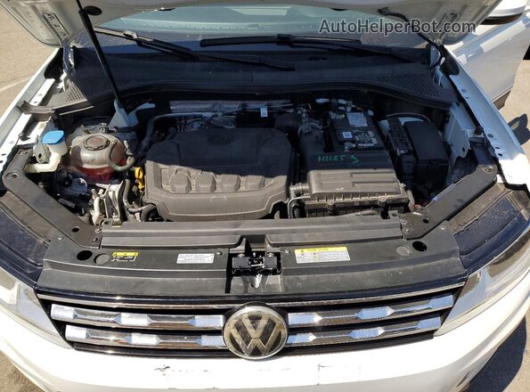 3VV3B7AX5LM133562 2020 VOLKSWAGEN TIGUAN White Widok komory silnika