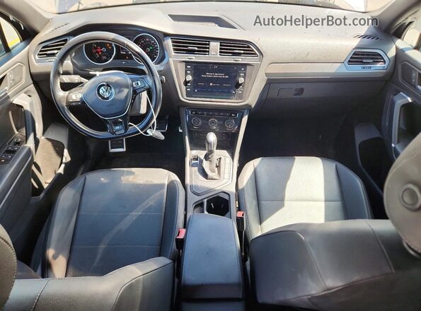 3VV3B7AX5LM133738 2020 VOLKSWAGEN TIGUAN Угольный Вид панели приборов