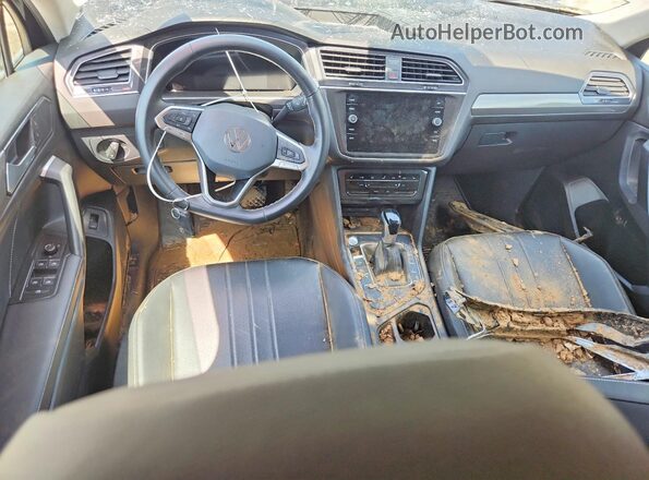 3VV3B7AX5RM066955 2024 VOLKSWAGEN TIGUAN Black Vista del salpicadero