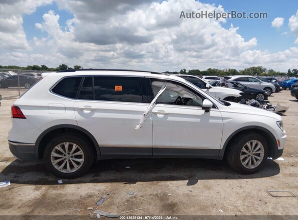 3VV3B7AX6JM050364 2018 VOLKSWAGEN TIGUAN White Vista interior trasera