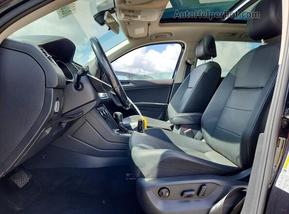 3VV3B7AX6JM088399 2018 VOLKSWAGEN TIGUAN Black Vista interior delantera
