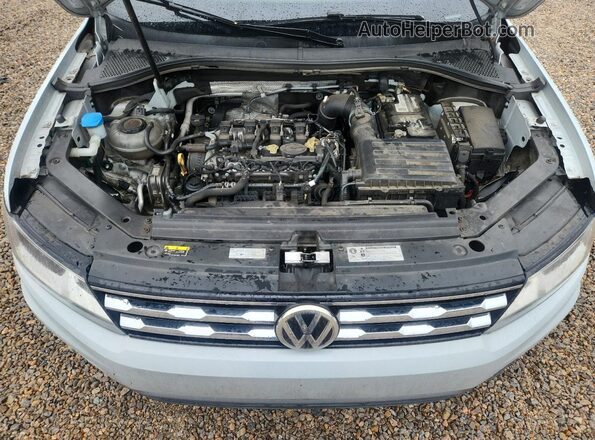 3VV3B7AX6JM200084 2018 VOLKSWAGEN TIGUAN Серый Вид задней части салона