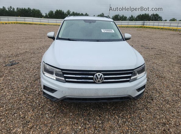 3VV3B7AX6JM200084 2018 VOLKSWAGEN TIGUAN Серый Вид спереди