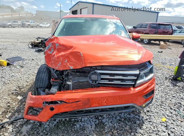3VV3B7AX6JM208539 2018 VOLKSWAGEN TIGUAN Orange წინა ხედი